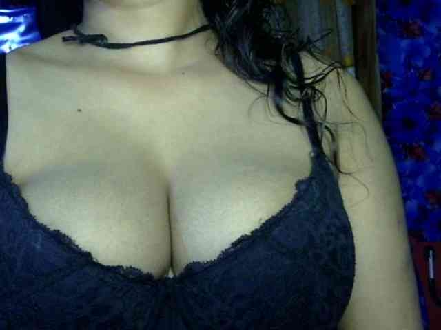 Nusrat-Mimi webcam