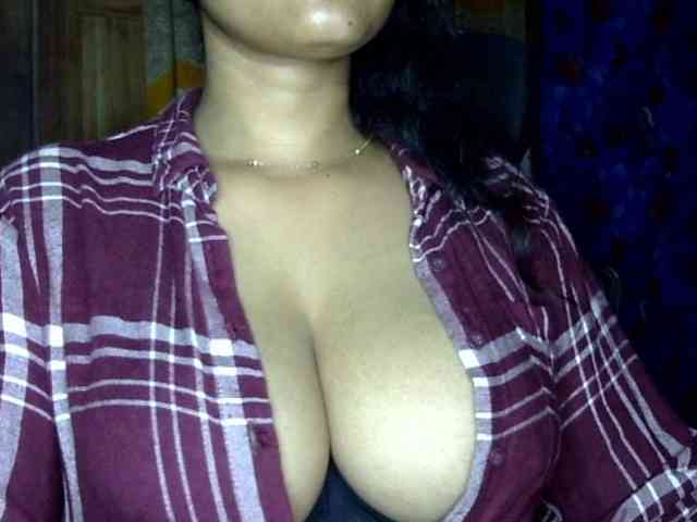 Nusrat-Mimi webcam