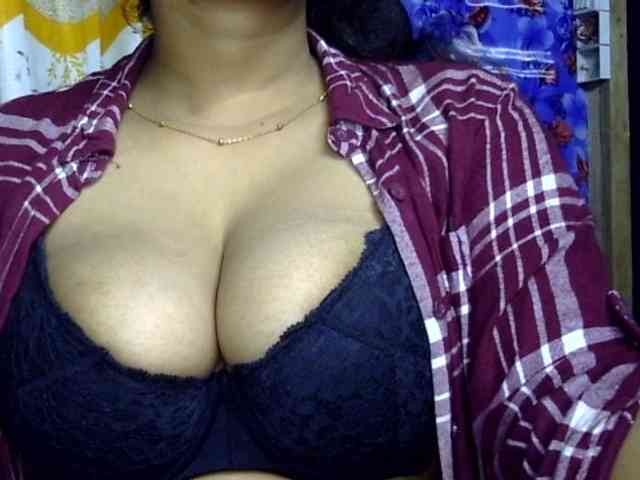 Nusrat-Mimi webcam