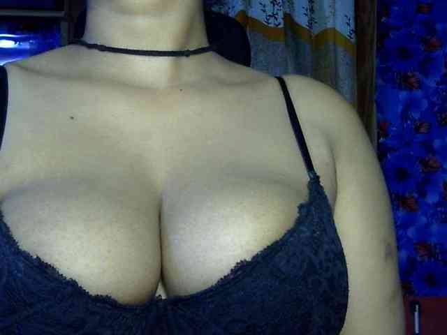 Nusrat-Mimi webcam