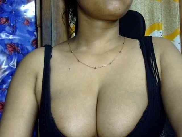 Nusrat-Mimi webcam