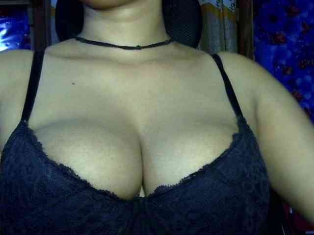 Nusrat-Mimi webcam