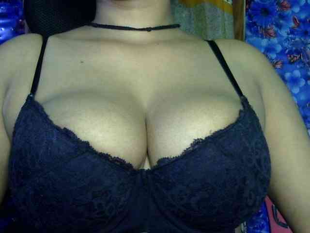 Nusrat-Mimi webcam