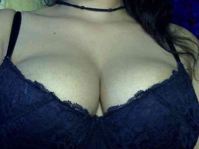 Nusrat-Mimi webcam