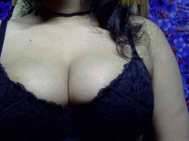 Nusrat-Mimi webcam