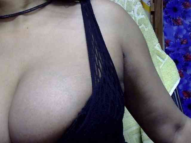 Nusrat-Mimi webcam