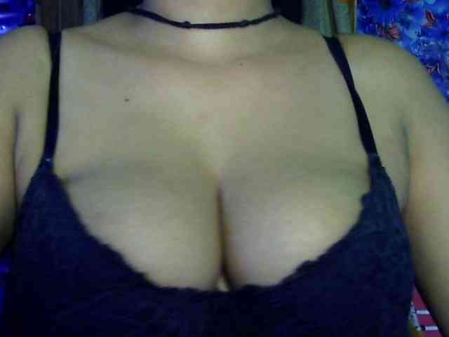Nusrat-Mimi webcam