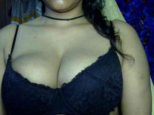 Nusrat-Mimi webcam