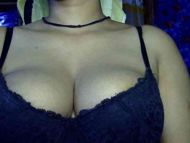 Nusrat-Mimi webcam