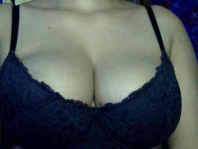 Nusrat-Mimi webcam