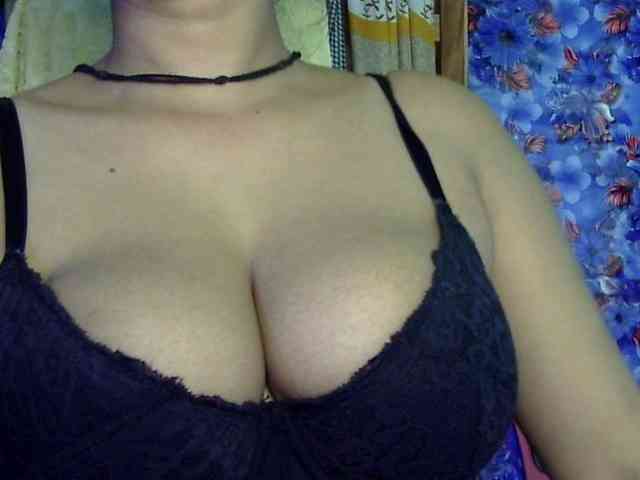 Nusrat-Mimi webcam