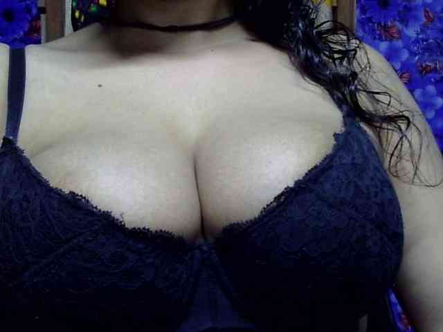 Nusrat-Mimi webcam