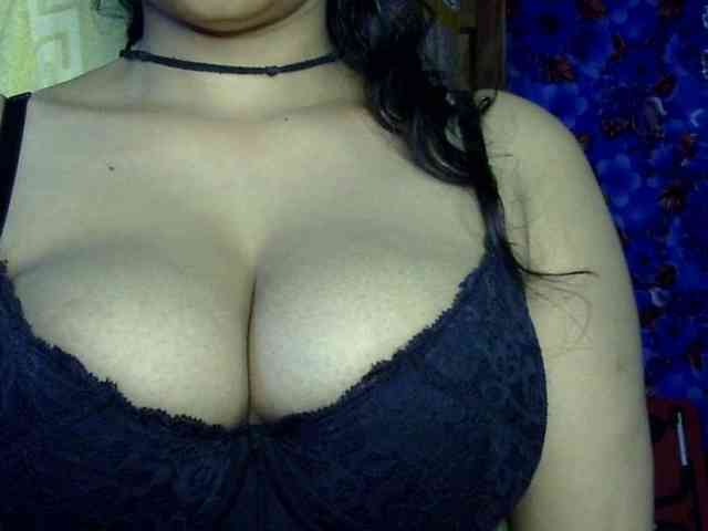 Nusrat-Mimi webcam