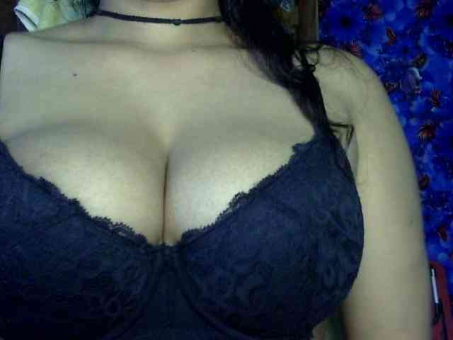 Nusrat-Mimi webcam