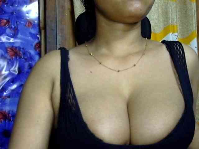 Nusrat-Mimi webcam