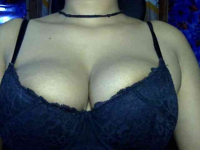 Nusrat-Mimi webcam