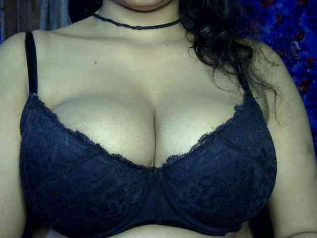 Nusrat-Mimi webcam