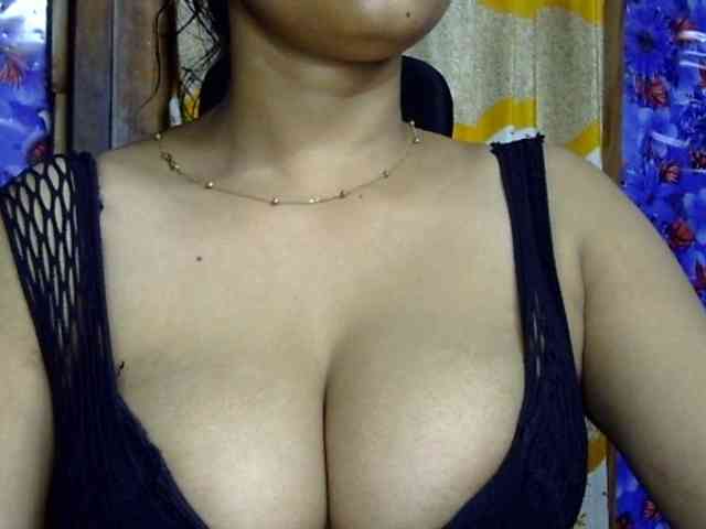 Nusrat-Mimi webcam