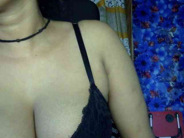 Nusrat-Mimi webcam