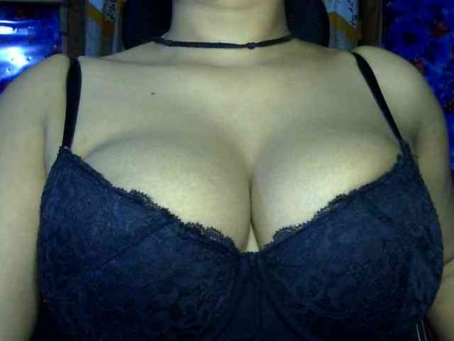 Nusrat-Mimi webcam