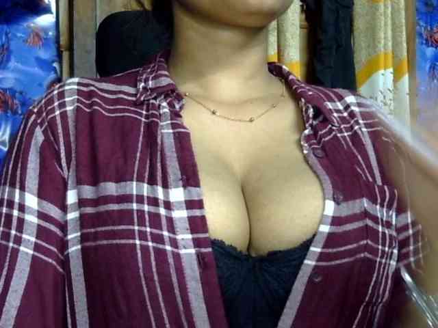 Nusrat-Mimi webcam