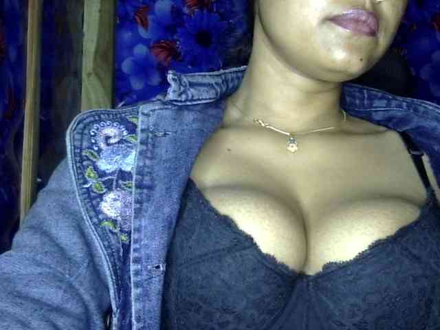 lima11 Live Webcam on BongaCams