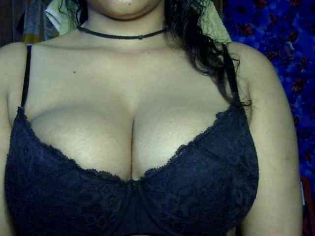 Nusrat-Mimi webcam