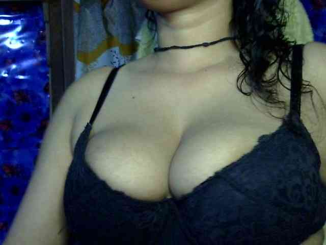 Nusrat-Mimi webcam