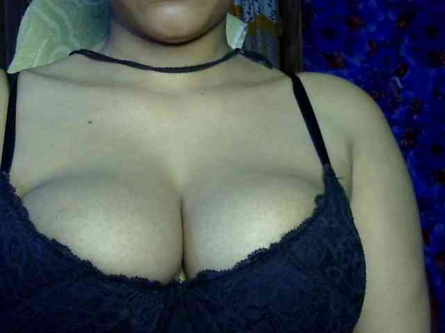Nusrat-Mimi webcam