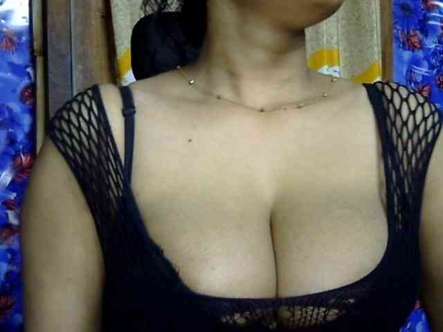Nusrat-Mimi webcam