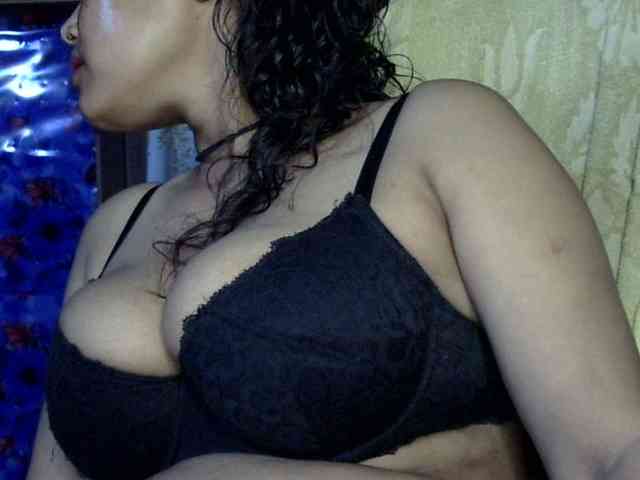 Nusrat-Mimi webcam