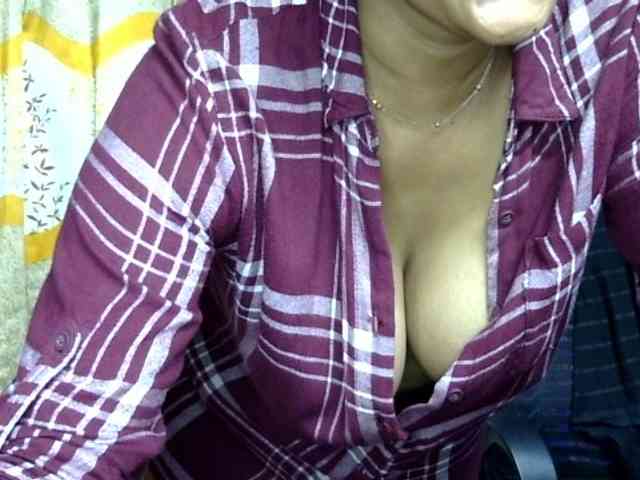Nusrat-Mimi webcam