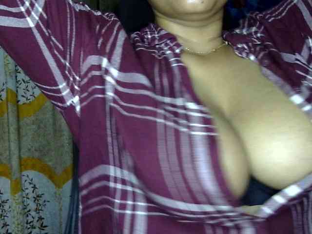 Nusrat-Mimi webcam