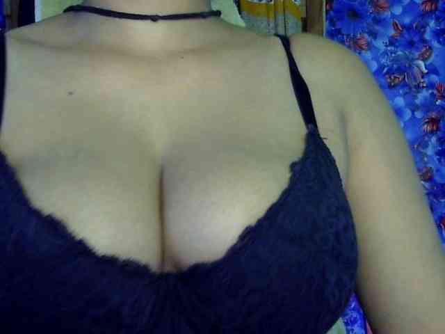 Nusrat-Mimi webcam