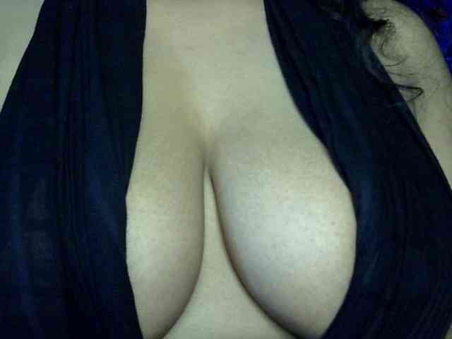Nusrat-Mimi webcam