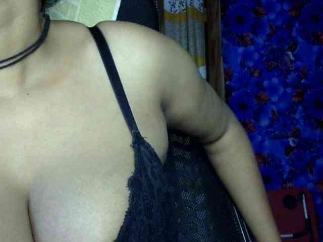 Nusrat-Mimi webcam