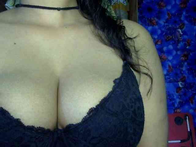 Nusrat-Mimi webcam