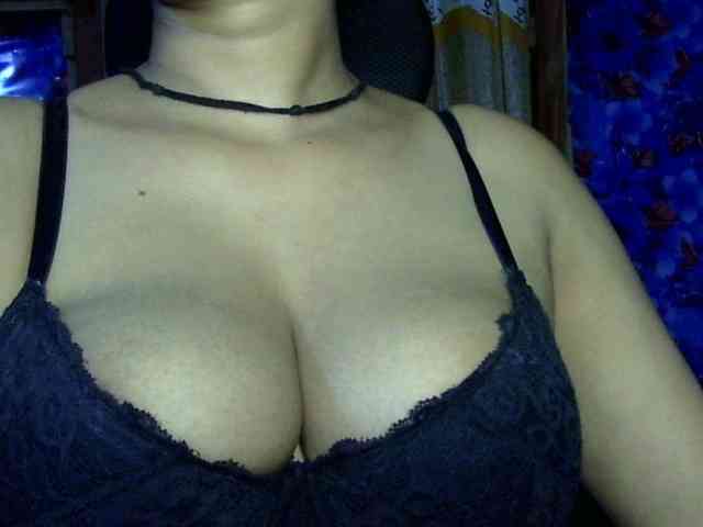 Nusrat-Mimi webcam