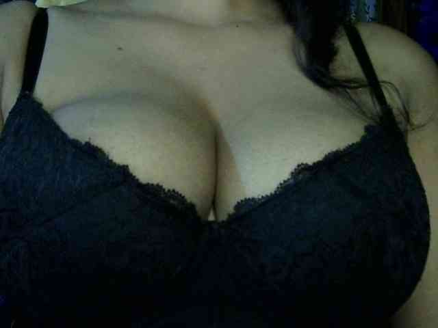 Nusrat-Mimi webcam