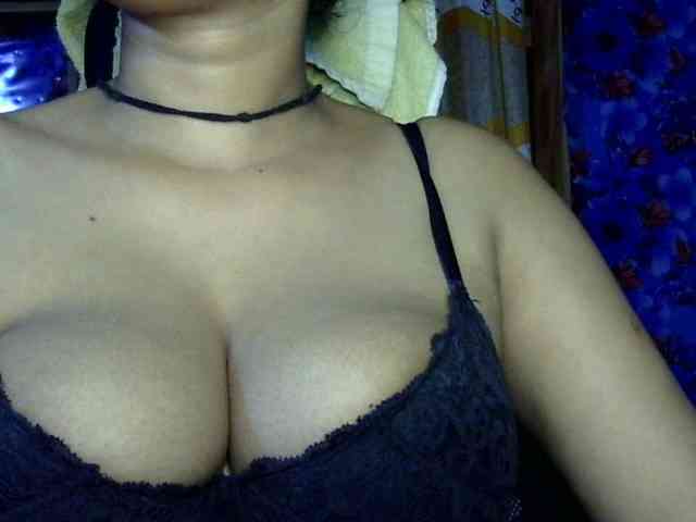 Nusrat-Mimi webcam