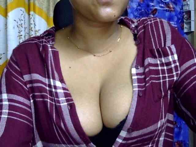 Nusrat-Mimi webcam