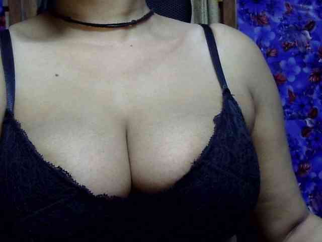 Nusrat-Mimi webcam