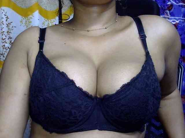 Nusrat-Mimi webcam