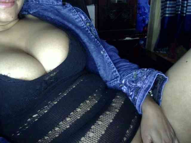 lima11 Live Webcam on BongaCams