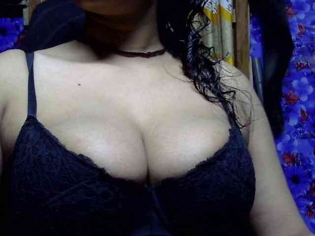 Nusrat-Mimi webcam