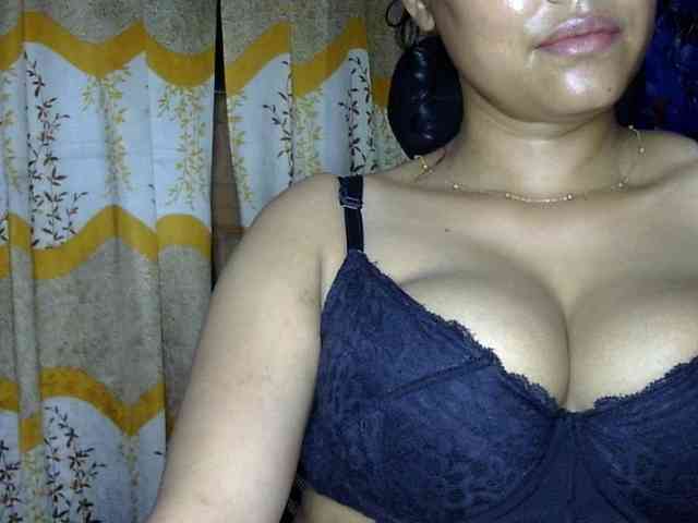 Nusrat-Mimi webcam