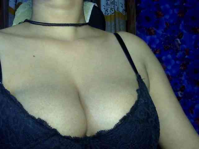 Nusrat-Mimi webcam