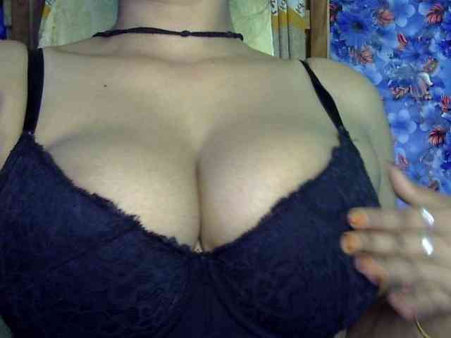 Nusrat-Mimi webcam