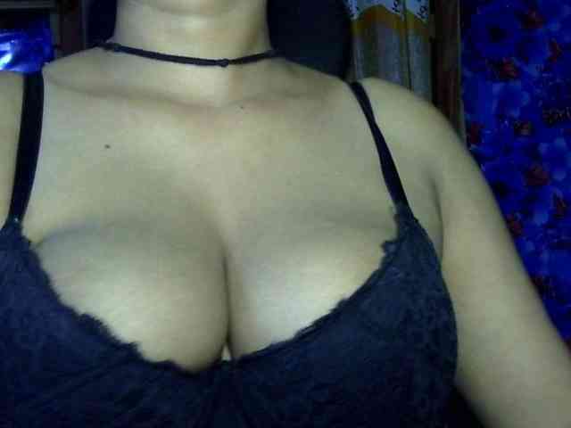 Nusrat-Mimi webcam