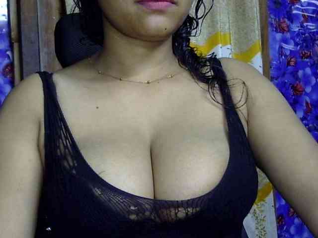 Nusrat-Mimi webcam